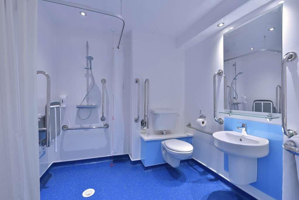 Travelodge London Park Royal Eksteriør bilde