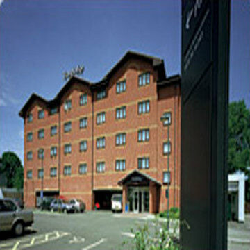 Travelodge London Park Royal Eksteriør bilde